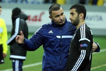 Məşhur futbolçu da Bakıda mənzil fırıldağının qurbanı olub - Əmirquliyevə kimlər kələk gəlib?