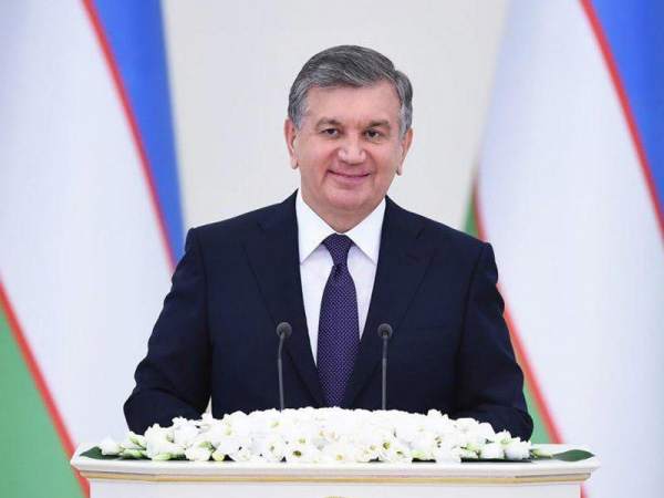 Özbəkistan prezidenti 426 məhbus əfv edib