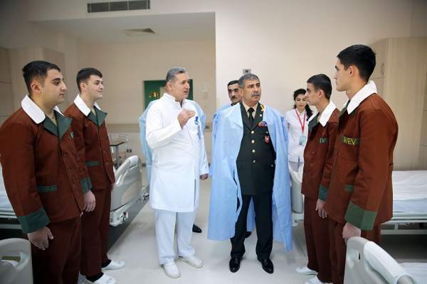 Zakir Həsənov Baş Klinik Hospitalında -  FOTO  