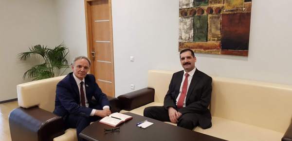 Türkiyənin Azərbaycandakı səfiri Azərbaycan Mətbuat Şurasında olub -  Müzakirə + FOTO
