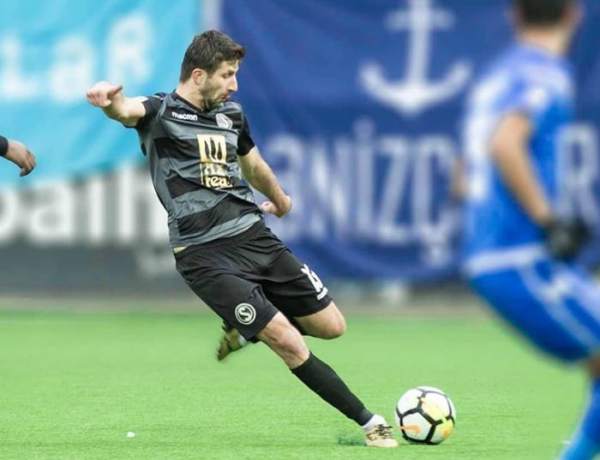 \"Səbail\" daha iki futbolçusu ilə sözləşməni yeniləyib