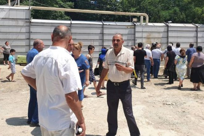 Nərimanovda camaat aksiya keçirdi - Səbəb + FOTO