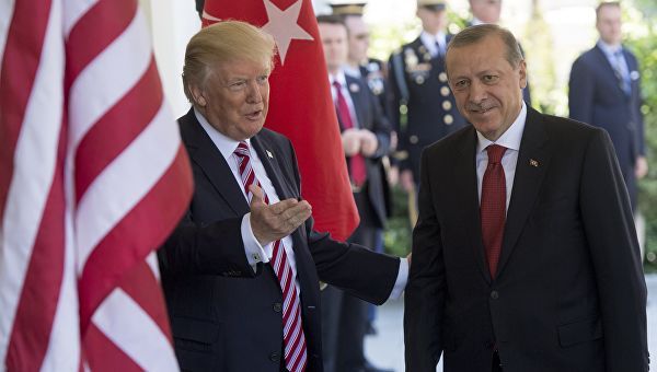 Ərdoğanla Tramp&nbsp;telefonda danışdı - Nələr müzakirə olunub?