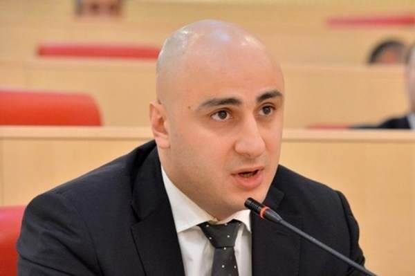 Həbs olunmaq təhlükəsində olan deputat: \"İvanişvili əbəs yerə düşünür ki...\" 