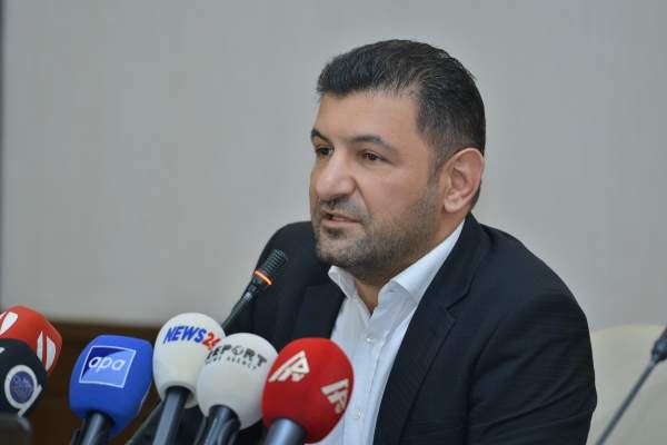 Fuad Abbasov Azərbaycanın Rusiyadakı səfirinə təşəkkür edib