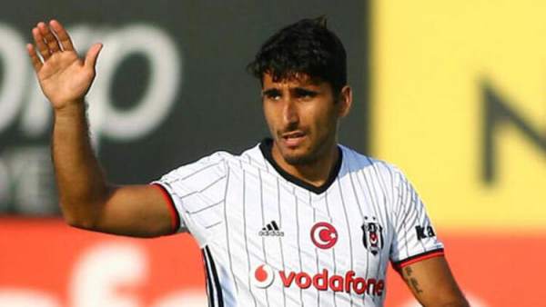 \"Beşiktaş\" Ermənistan millisinin futbolçusu ilə müqaviləni ləğv edib