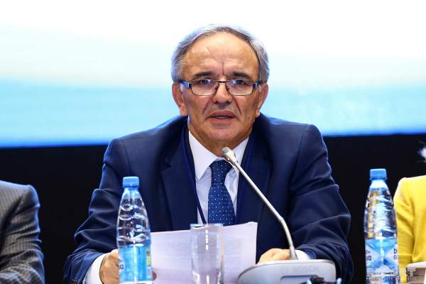 İlham Əliyev&nbsp;Əflatun Amaşovla bağlı sərəncam imzalayıb