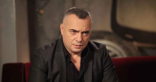 Türkiyənin məşhur aktyoru Oktay Kaynarca Azərbaycana gəlib
