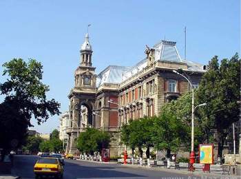 Uşağı döyən müəllimə qovuldu - Meriyadan sərt addım