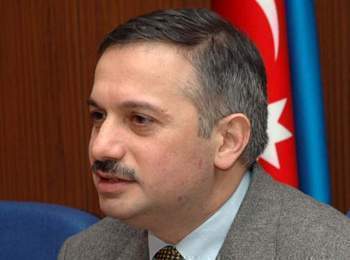 VIP hicabın müdafiəsinə qalxdı 