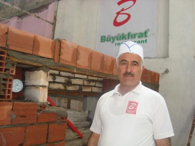 Türkiyənin məzhur DAŞ FIRIN ustası artıq BüYüKFIRATdadır!    