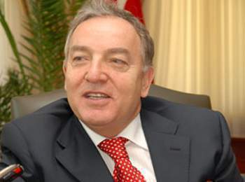 Hülusi Kılıç Azərbaycan xalqına təbrik ünvanlayıb