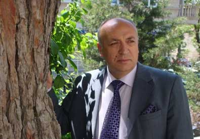 Azərbaycanın xalq artisti ilham Əsgərov beyin insultu keçirib