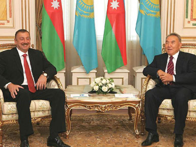 Nazarbayev İlham Əliyevi doğum günü münasibətilə təbrik edib