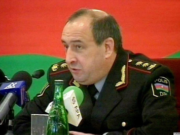 Əli İnsanovun qızı general Məhərrəm Əliyevin oğlunu məhkəməyə verdi