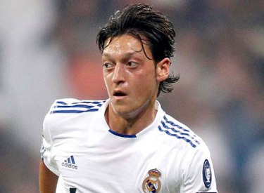 Özil "Fənərbağça"dan 3 milyon avro maaş alacaq