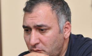 \"Kamran Həsənli sizdən yüz dəfə dəyərlidir!\" - Şərifdən ANS-dəkı olaya sözardı