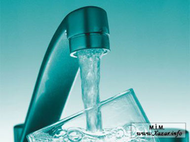 &ldquo;Üç&nbsp;aydır&nbsp;içməli suya həsrət qalmışıq" -&nbsp;&nbsp;Qəsəbə&nbsp;sakinləri Bakı-Şamaxı magistral yolunun hərəkət hissəsini kəsiblər