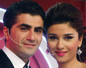 İş adamı aparıcı Zaura&nbsp;ev hədiyyə edib: "Ölənədək ona borcluyam"