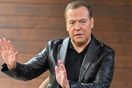 Medvedyevdən İRONİYALI SÖZLƏR: “Ukrayna Türkiyədən dərhal sonra...”