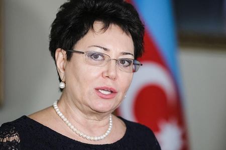 Səfirliyimizin rəsmi səhifəsindəki elan və Elmira Axundovanın Ukraynadan qaçışı 