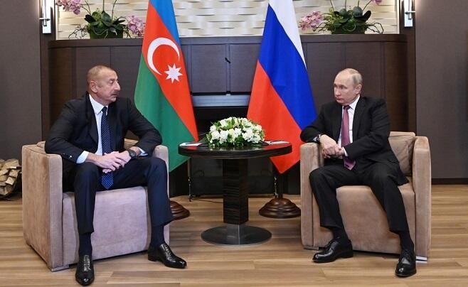 İlham Əliyev Putinlə danışdı: Sərhədlərin delimitasiyası... 