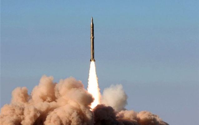 Pakistan yeni ballistik raketini sınaqdan keçirdi 