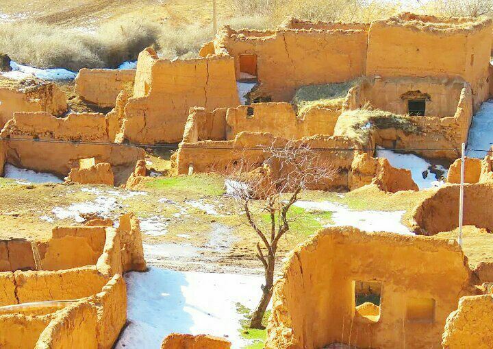Güney Azərbaycanın bu şəhərinin əhalisi yoxsulluqdan başqa yerlərə köçdü 