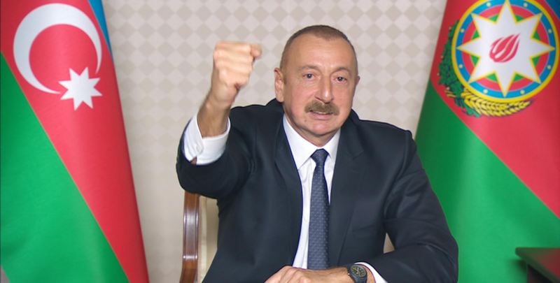 Prezident seçkisindən ötən 4 il: İqtisadçı alim dövlət başçısının fəaliyyətini ŞƏRH ETDİ