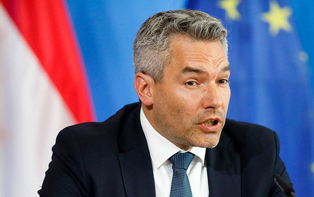 Avstriya Kanslerinin Putinlə görüşdən sonra ilk - Açıqlaması