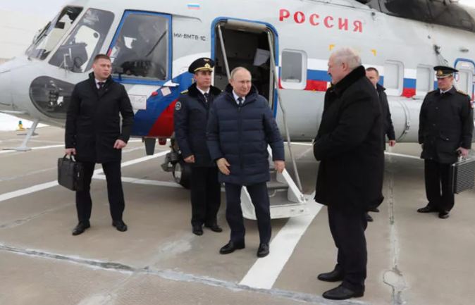 Putin yenə nüvə çantası ilə qorxu saçmağa çalışdı: Buça qətliamına \"saxta\" dedi