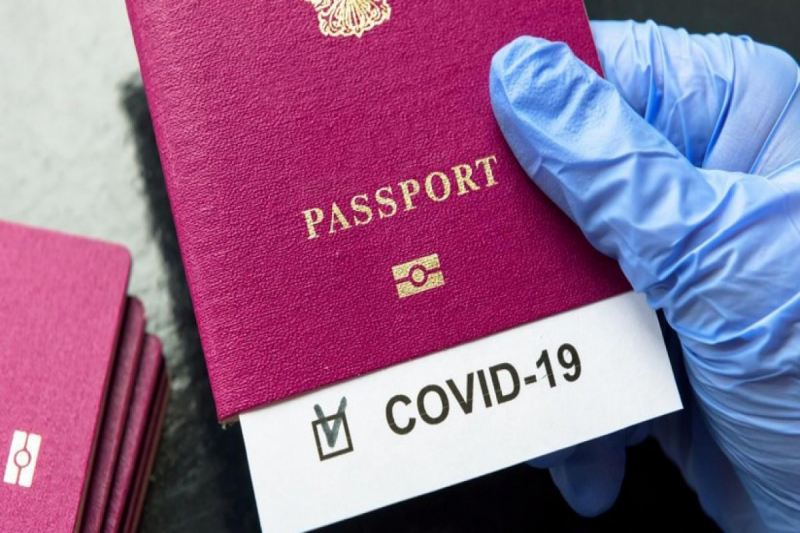 Azərbaycana təyyarə ilə gələn yaşı 18-dək olan şəxslərdən COVİD pasportu tələb olunmayacaq 