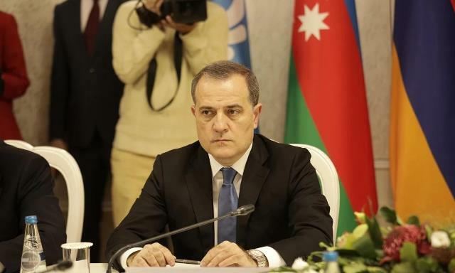 Bayramov Çinin XİN rəhbəri ilə danışdı 
