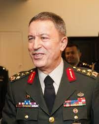 Akar Reznikovla danışdı 