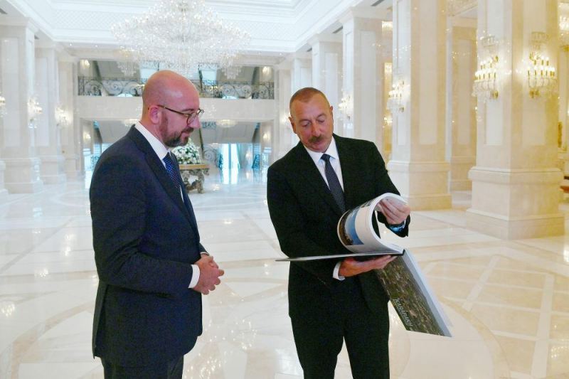Mişelin Putinə zəngi: Bakı formatı elan etdi