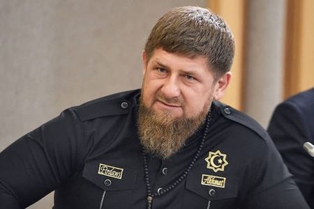 Kadırov rus ordusuna bu texnikaları hədiyyə etdi 