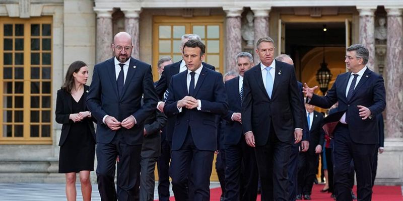 Rusiyanın təklənməsi müvəqqətidir: Qərb dövlətləri Putinlə \"arxa bağçada\" görüşəcək -İDDİA