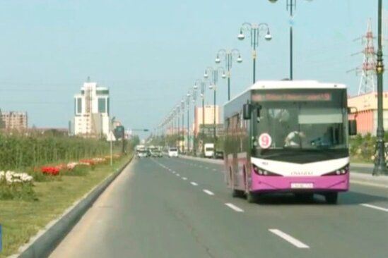 Sürücülük hüququ olmadan avtobus sürdü: həbs edildi