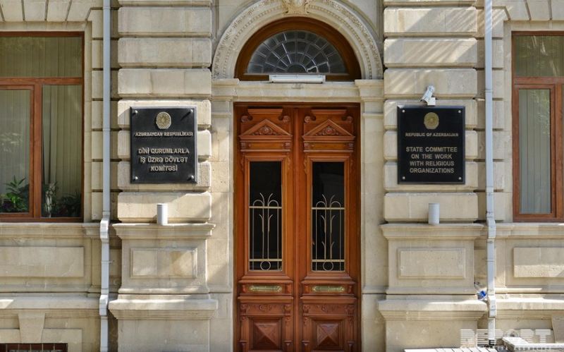 Cümə namazlarında Azərbaycanın Britaniyadakı səfirliyinə hücum pislənilib 