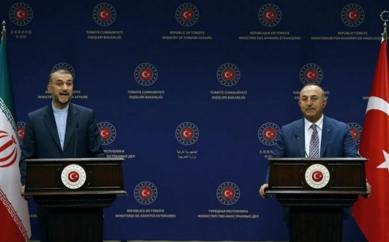 Türkiyə və İran XİN başçıları arasında telefon danışığı olub 
