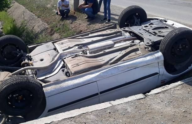 15 yaşlı oğlan sürdüyü maşını aşırdı, öldü 