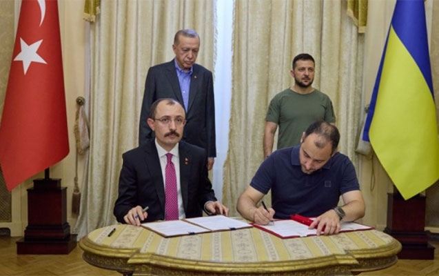 Türkiyə Ukraynanın bərpasında iştirak edəcək - Memorandum imzalandı 