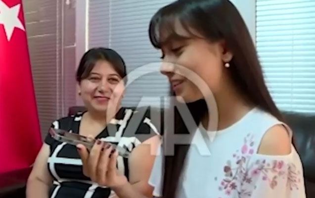 700 bal yığan Nigara Türkiyədən rektor zəng vurdu - Video 