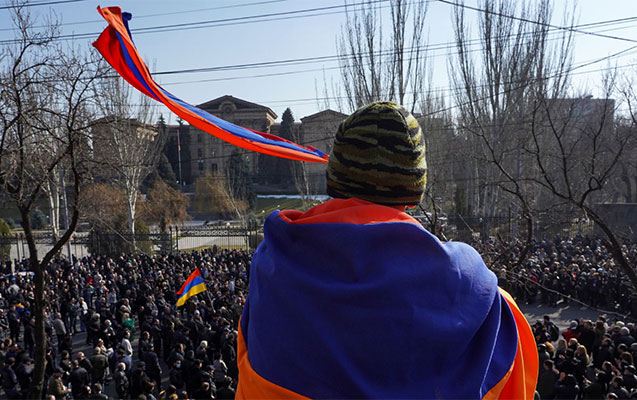 Paşinyanın istefası tələbi ilə aksiya keçirilir 