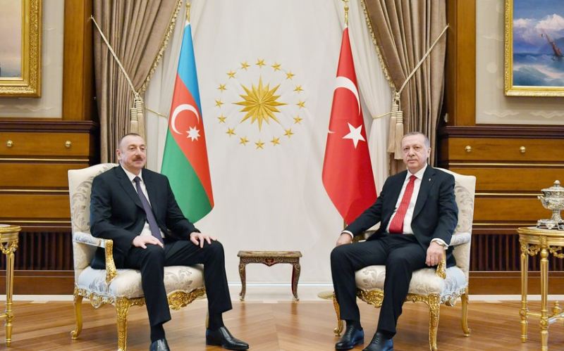 İlham Əliyev Ərdoğana: \"Türkiyə Sizin rəhbərliyinizlə hərtərəfli inkişaf edən, güclü və qüdrətli bir ölkəyə çevrilib\"