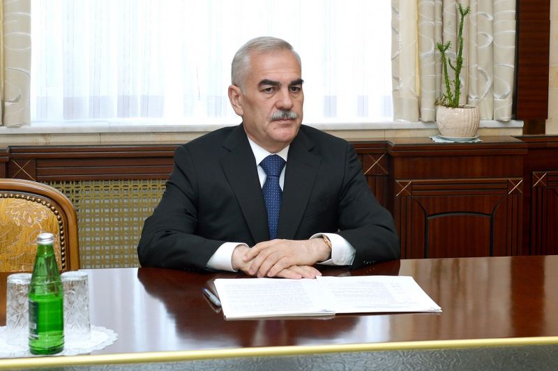 Vasif Talıbovun \"Xan Sarayı\" — FOTO 