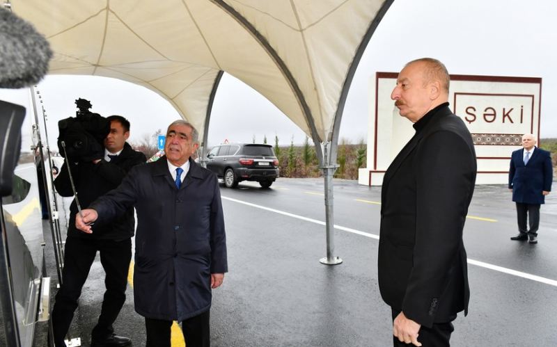 Prezident Oğuz-Şəki avtomobil yolunun yenidənqurmadan sonra açılışını edib 