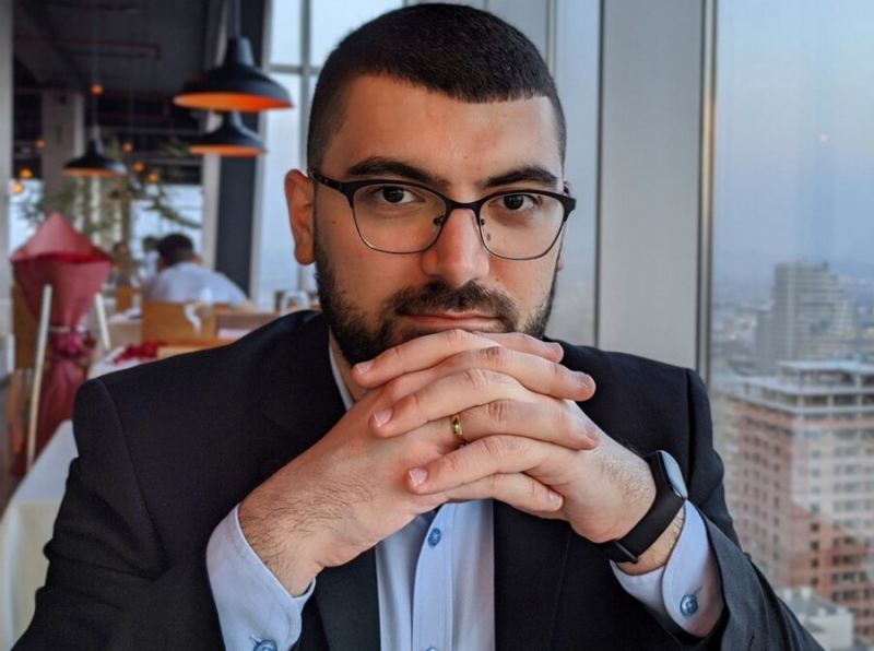 Xocalıda sülhməramlılarla Azərbaycan davası aparan qəhrəman jurnalist kimdir? 