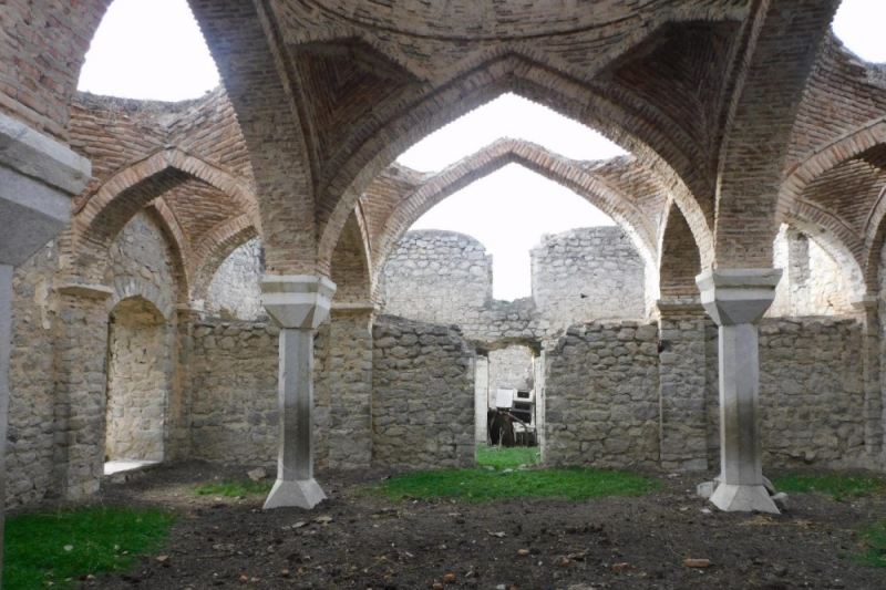 Malıbəyli məscidinin qalıqları aşkar edildi - FOTO