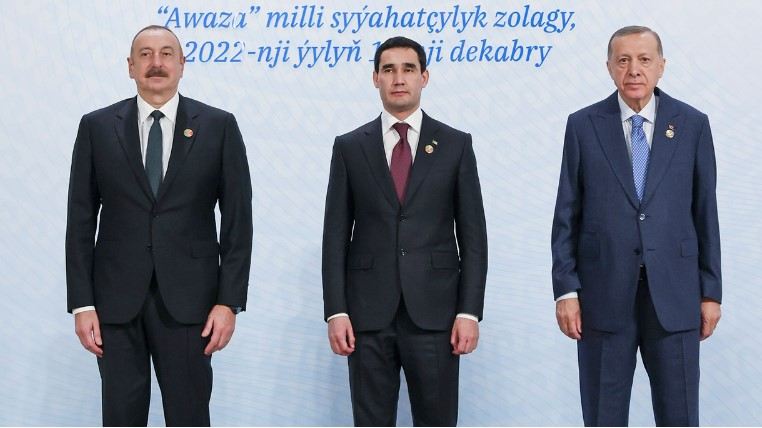Türkmən qazı üçün üçlü zirvə! Ərdoğan vizaların ləğvi mesajını verdi
